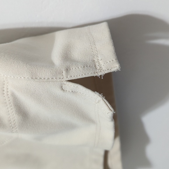 Cynthia Rowley Cream Shorts Size Medium - Picture 4 of 14